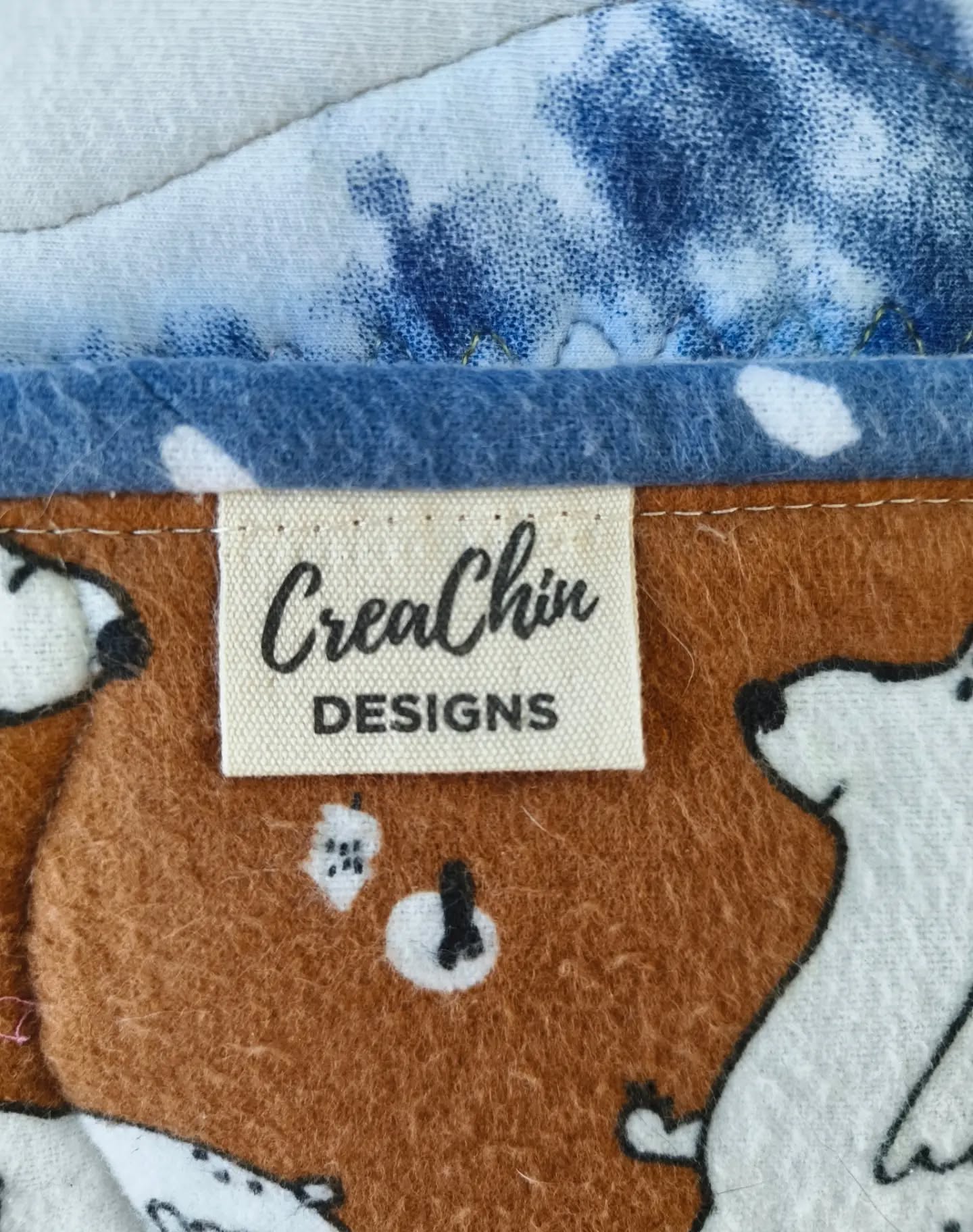 Finishing a quilt binding by hand